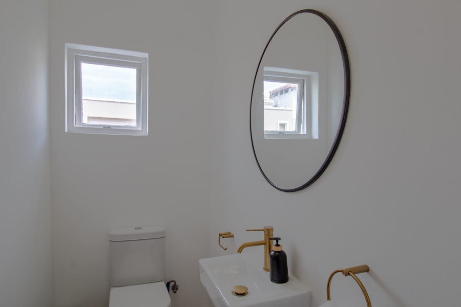 To Let 2 Bedroom Property for Rent in Keurboomstrand Western Cape